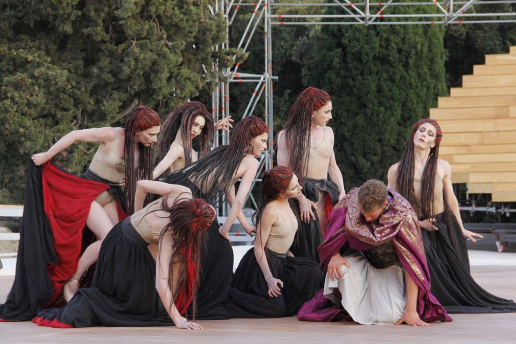 Spettacolo Teatrale: Le Baccanti di Euripide